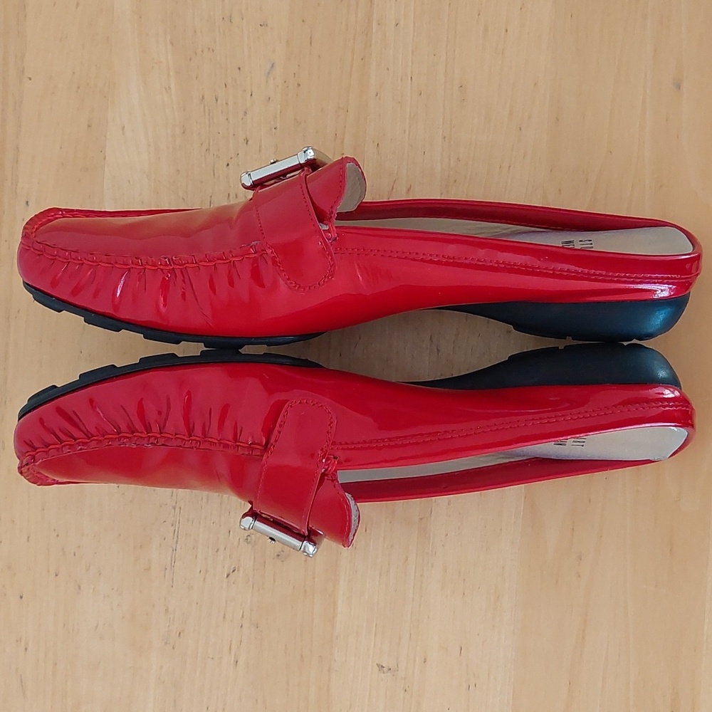 Stuart Weitzman Red Patent Leather Mules - Picture 7 of 15